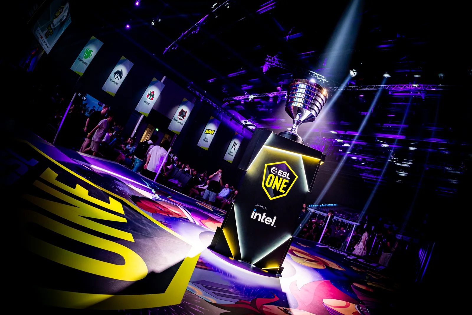 Only 1 LAN Event with fans — ESL releases tournament schedule for Season 2026/2027