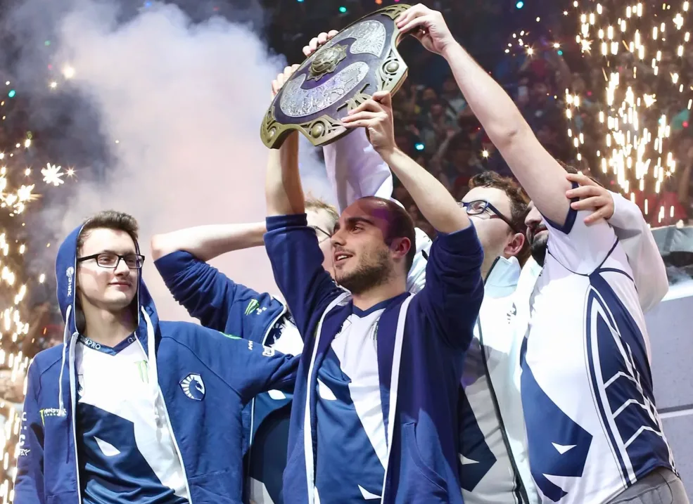 Kuroky on Miracle: "I ask him to return to Dota 2 every year"